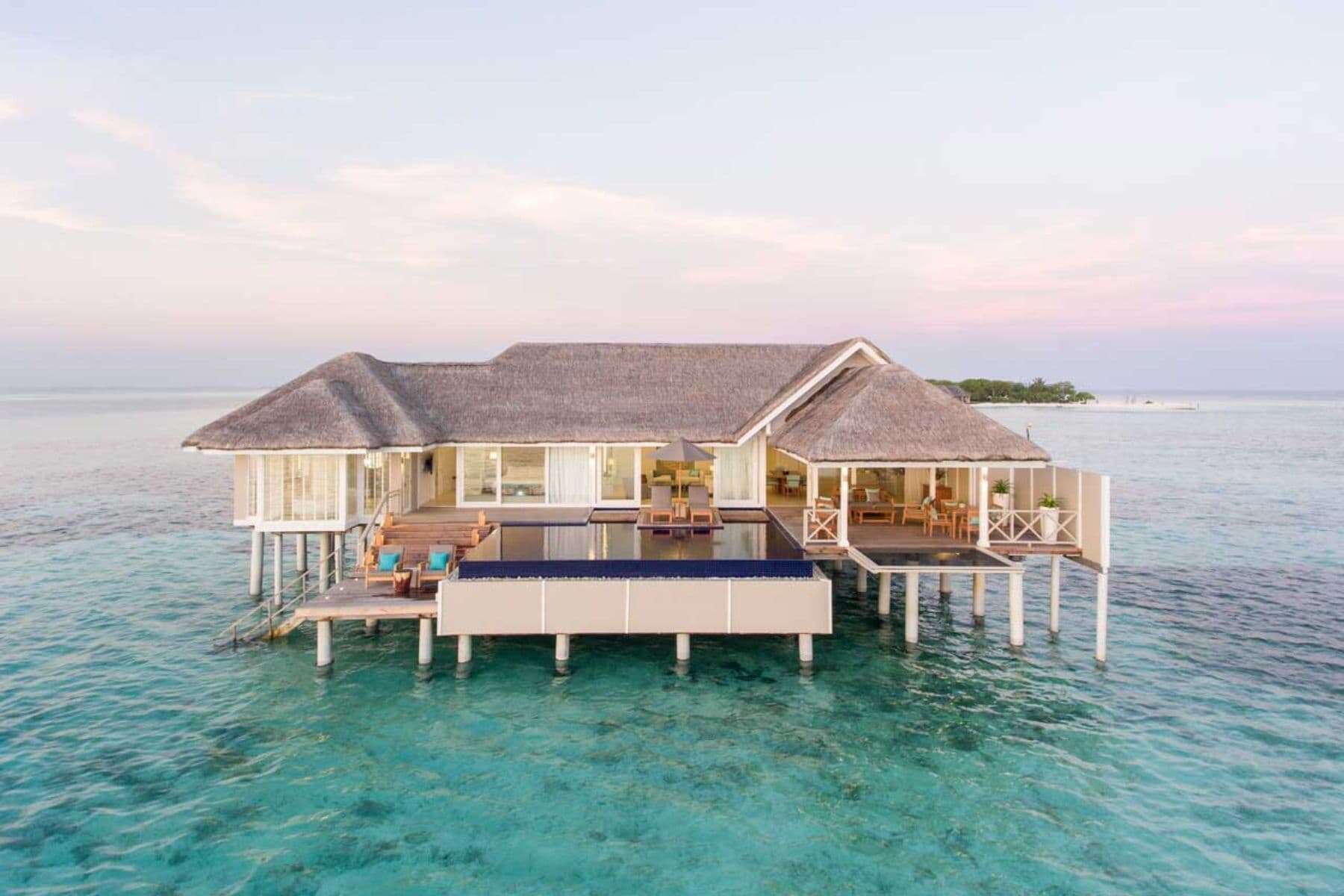 lux-south-ari-atoll-villa