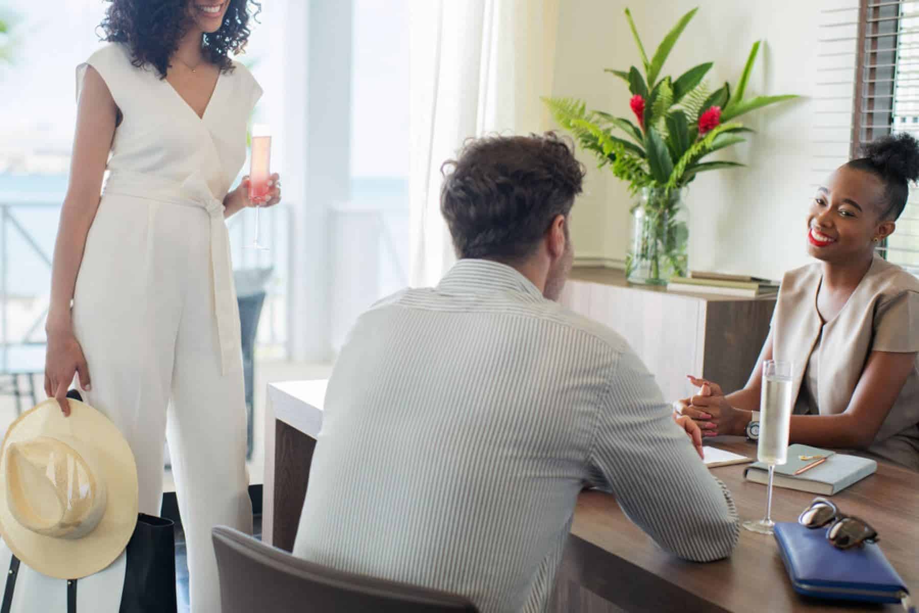 Luxury Club Honeymoon Suite