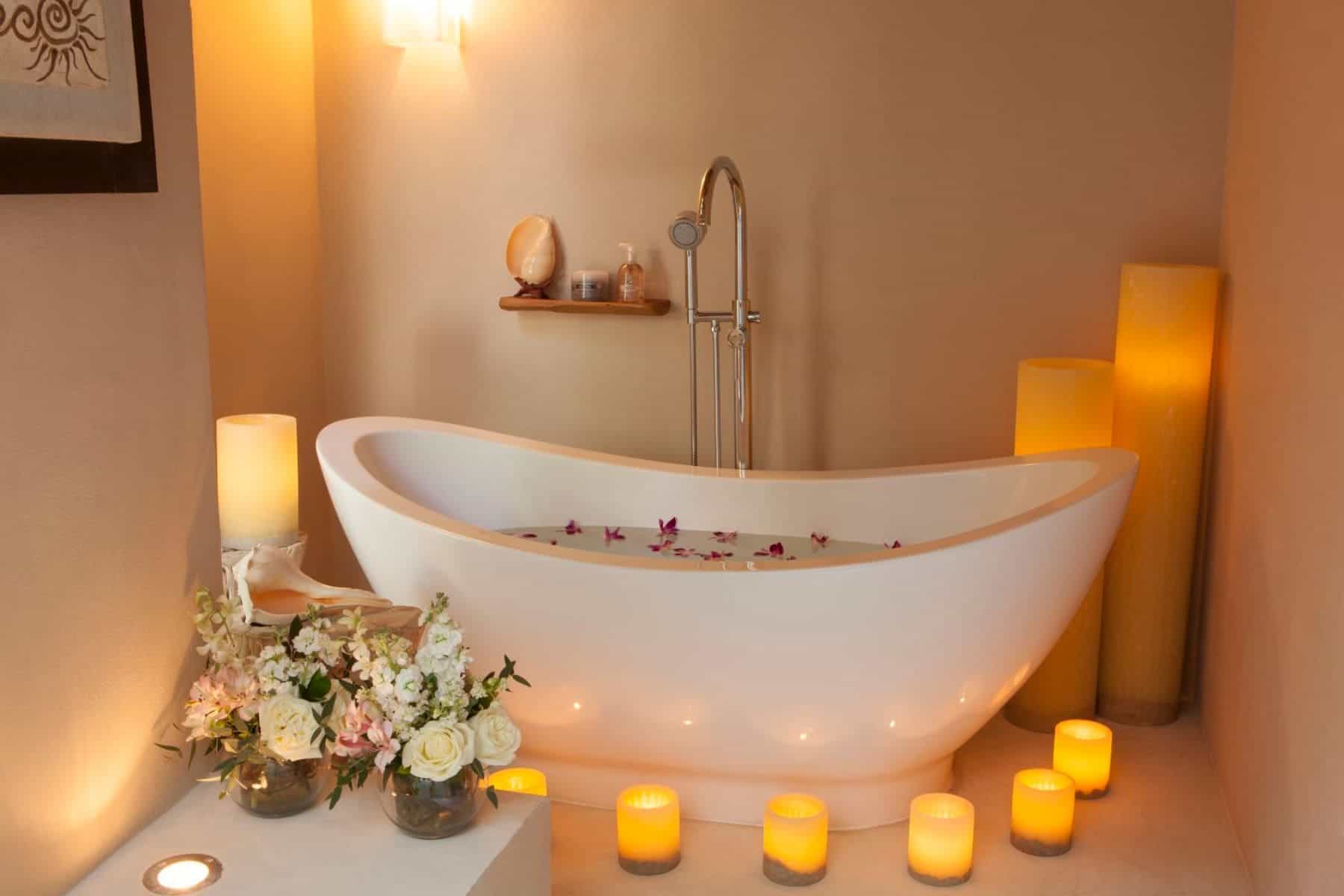 mahekal-beach-resort-tub-spa