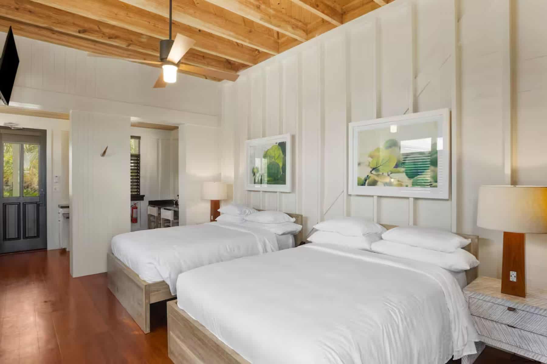 Mahogany Bay Resort And Beach Club Curio Collection By Hilton Beds