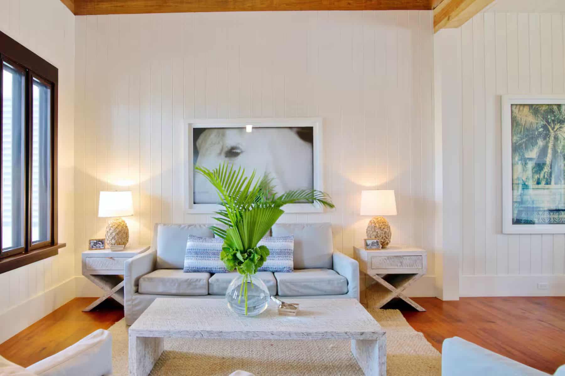 Mahogany Bay Resort And Beach Club Curio Collection By Hilton Living Area