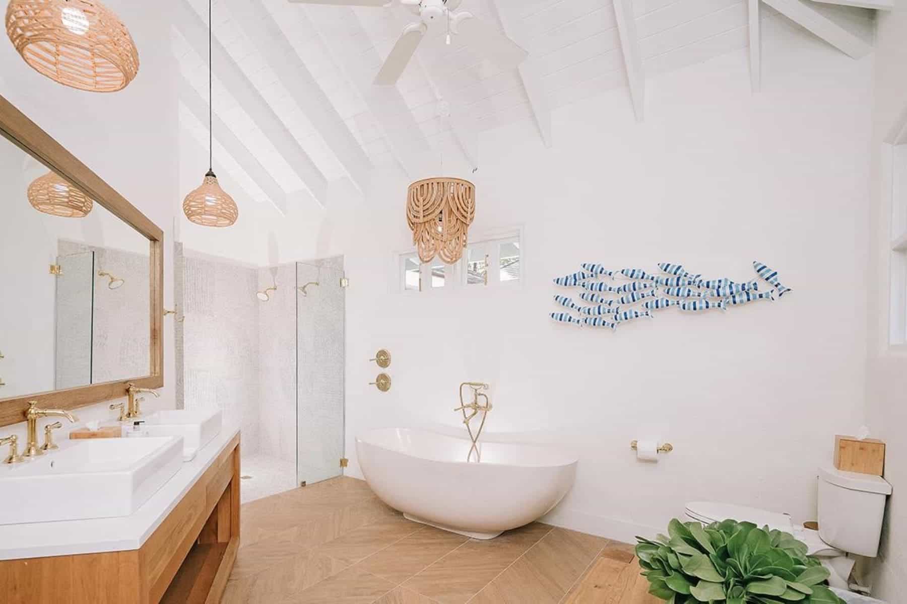 Mahogany Villa Bathroom
