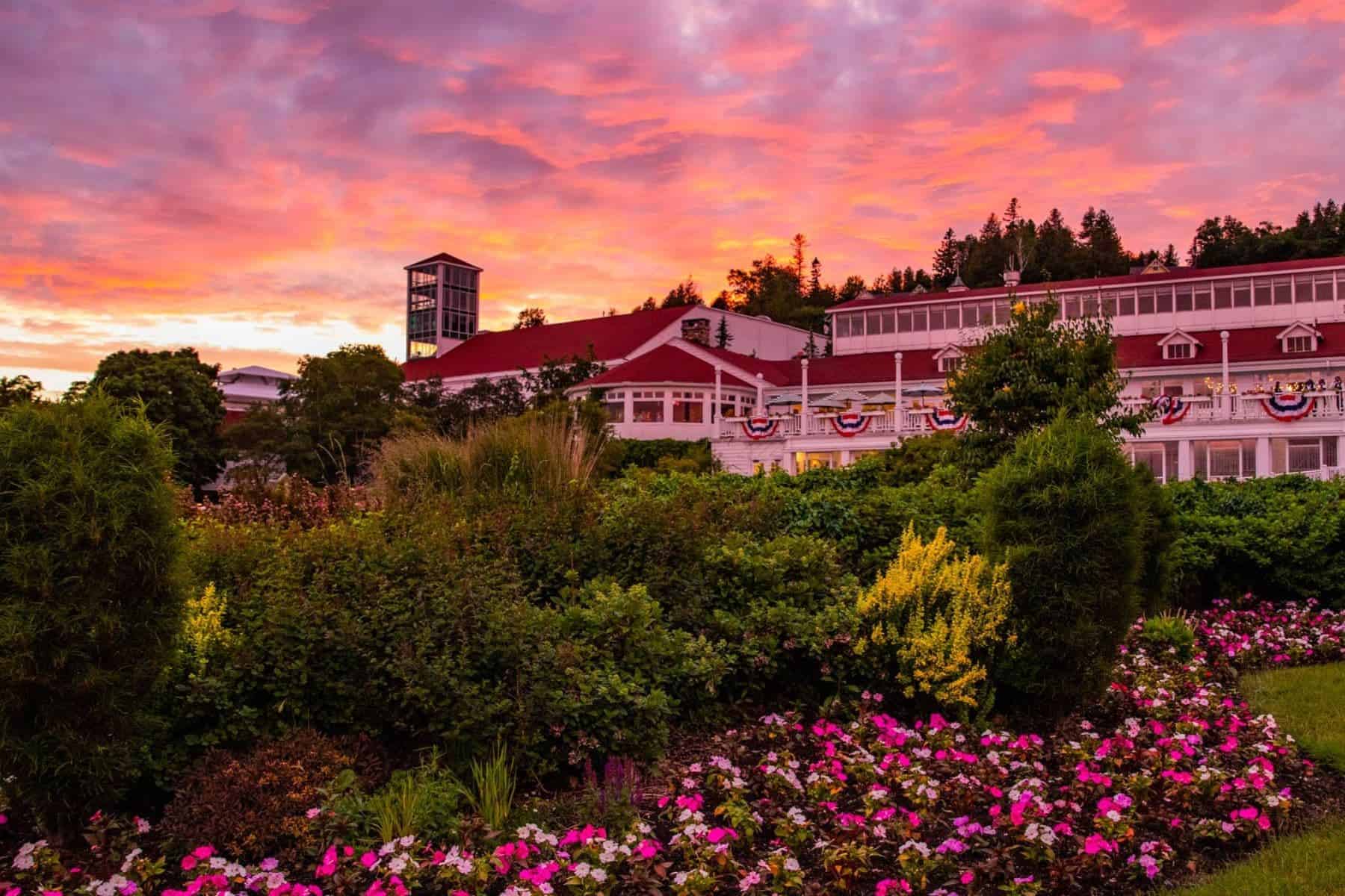 mission-point-resort-flowers