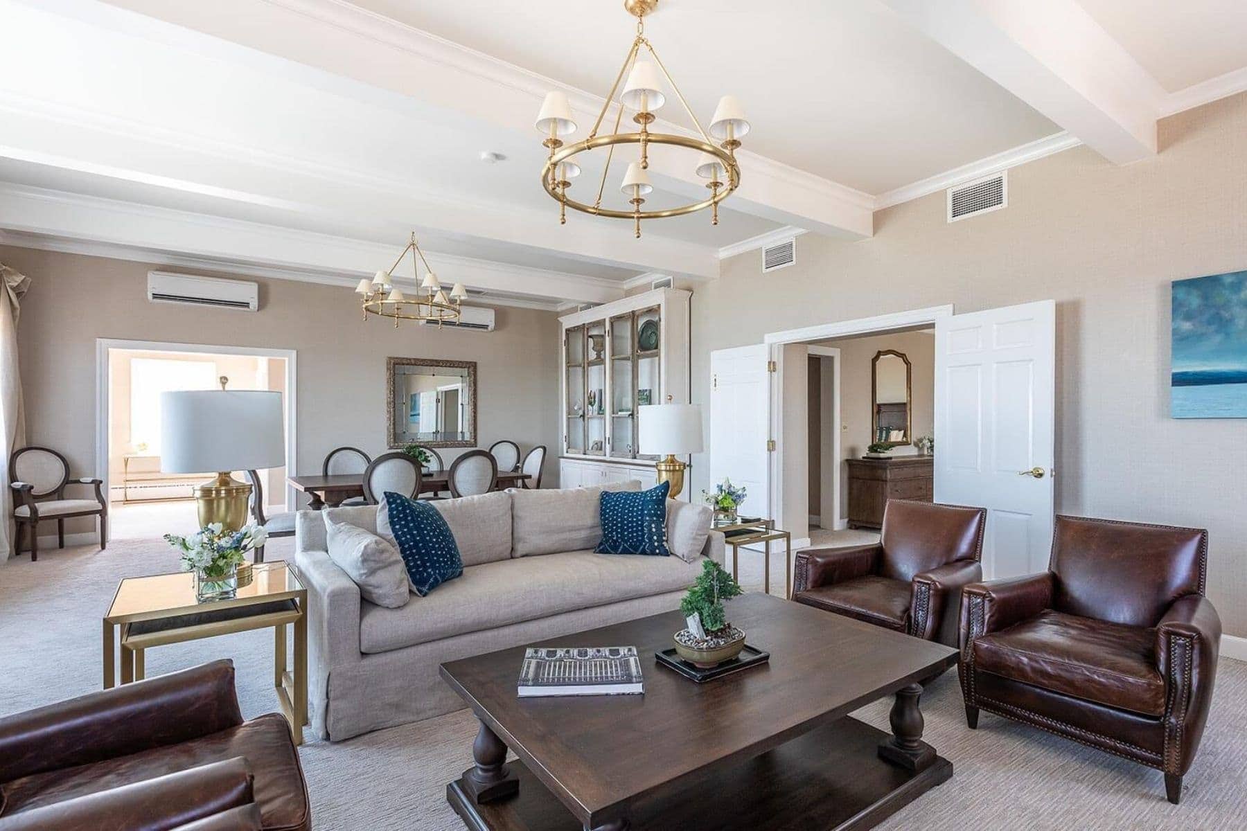 mission-point-resort-living-room