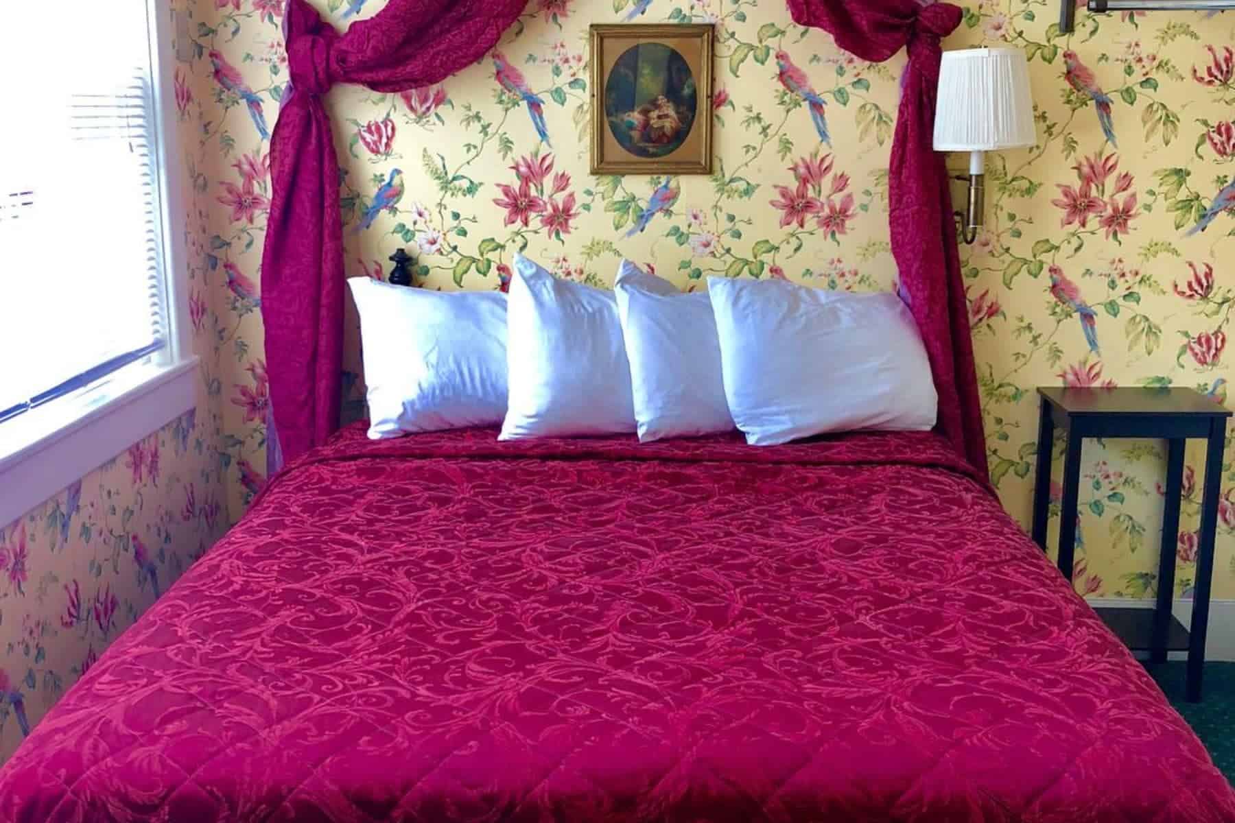 murray-hotel-bed-view