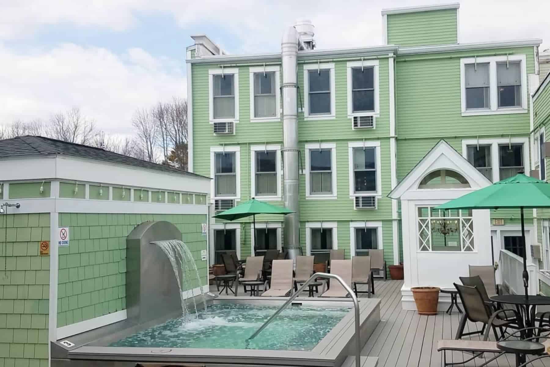 Murray Hotel Pool