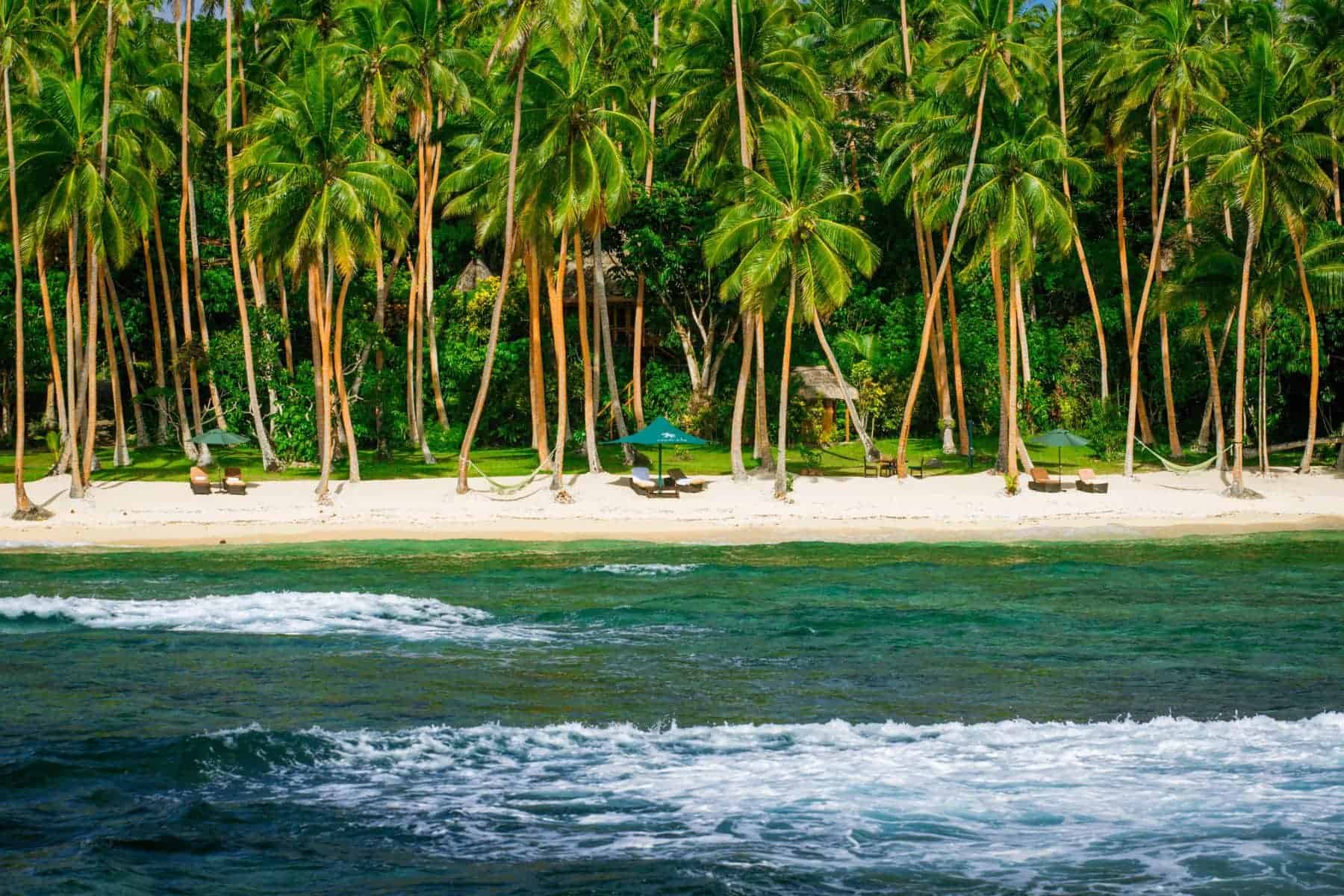 namale-the-fiji-islands-resort-and-spa-waters