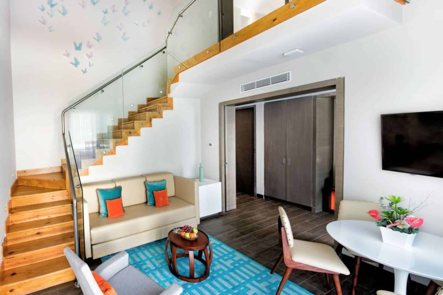 Nickelodeon Pool Super Villa Living Room