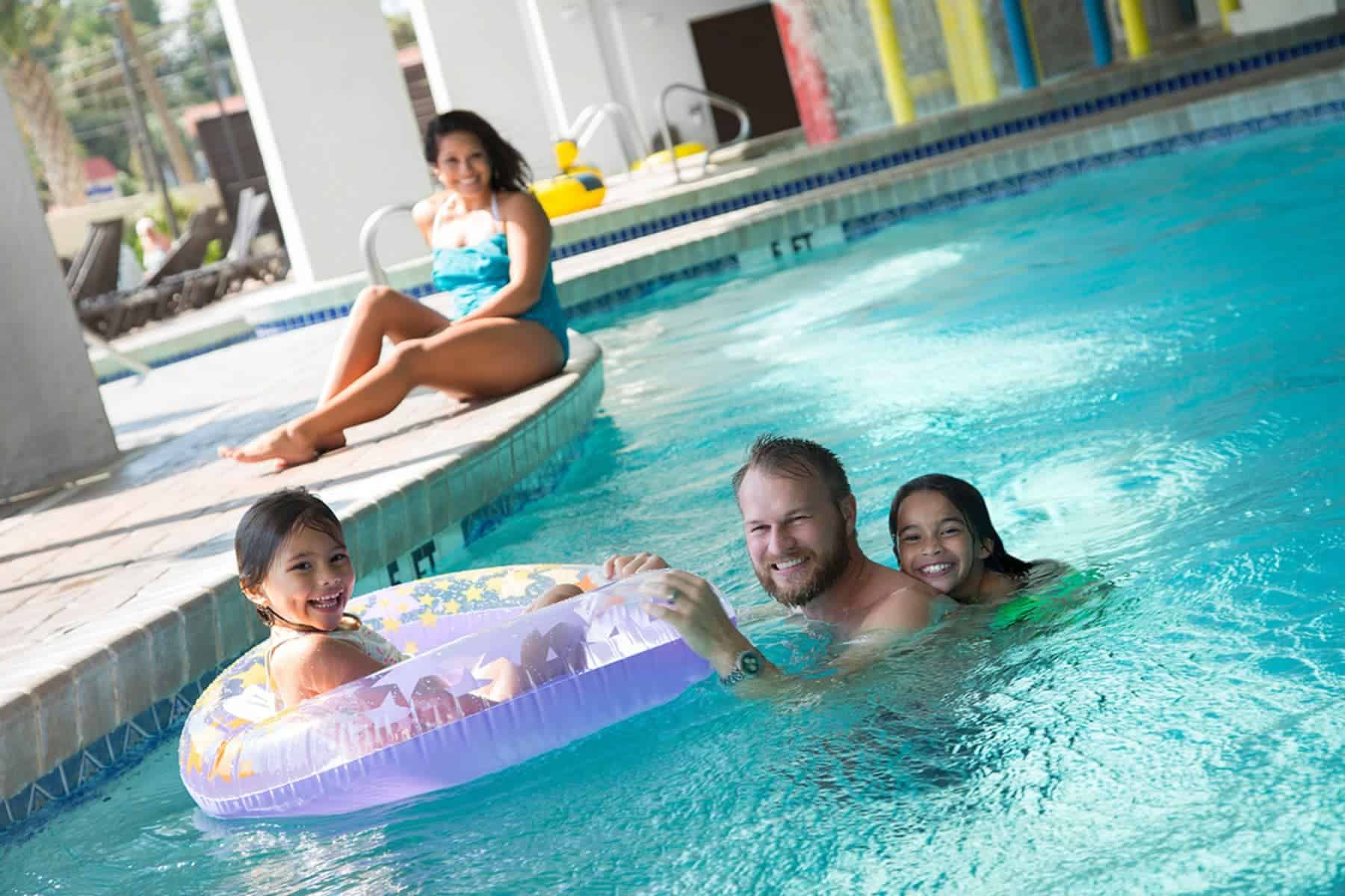 ocean-reef-resort-swimming