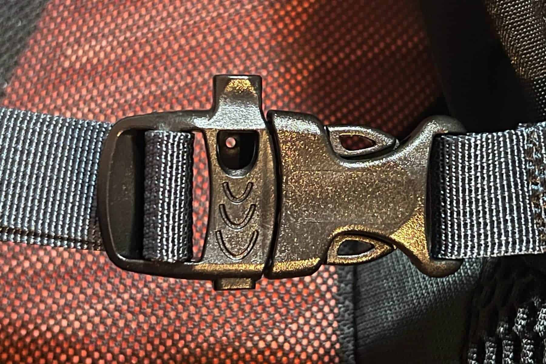 Osprey Mens Farpoint Womens Fairview Buckle