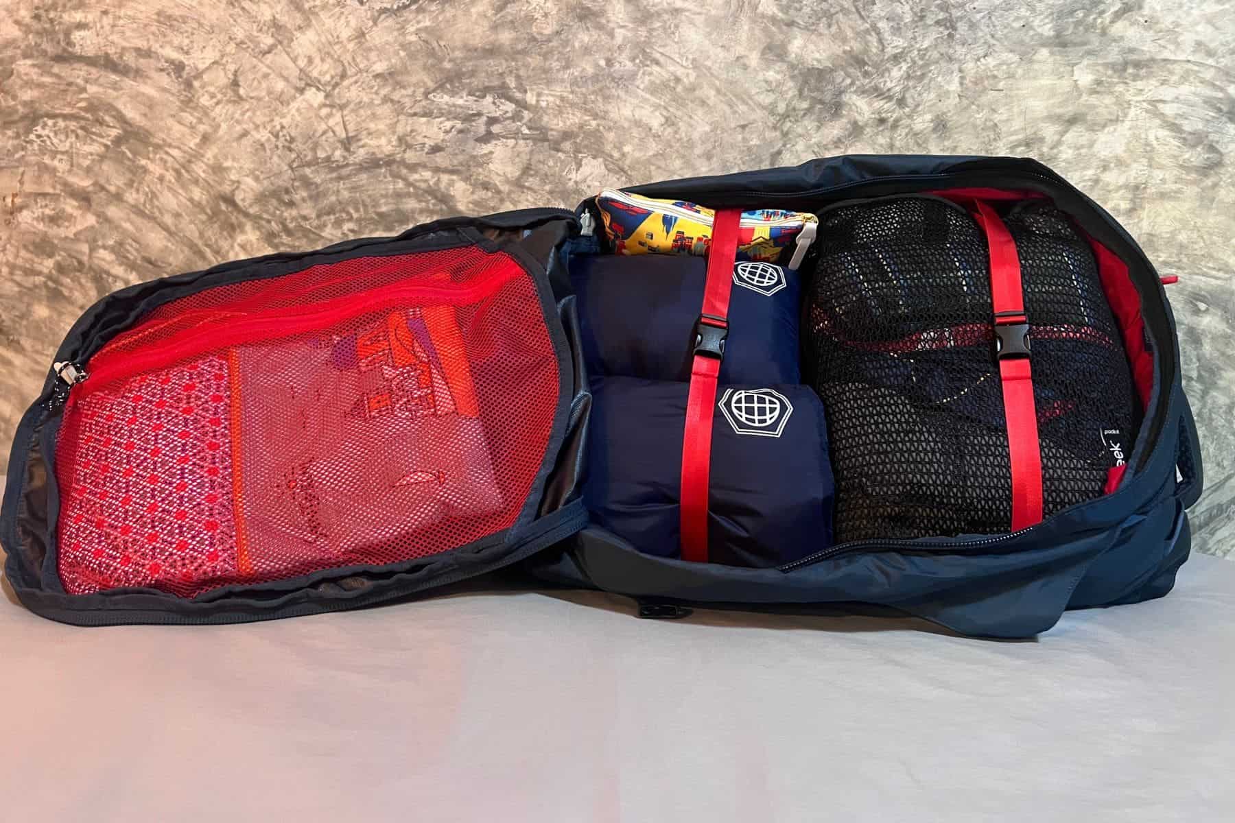 osprey-mens-farpoint-womens-fairview-spacious