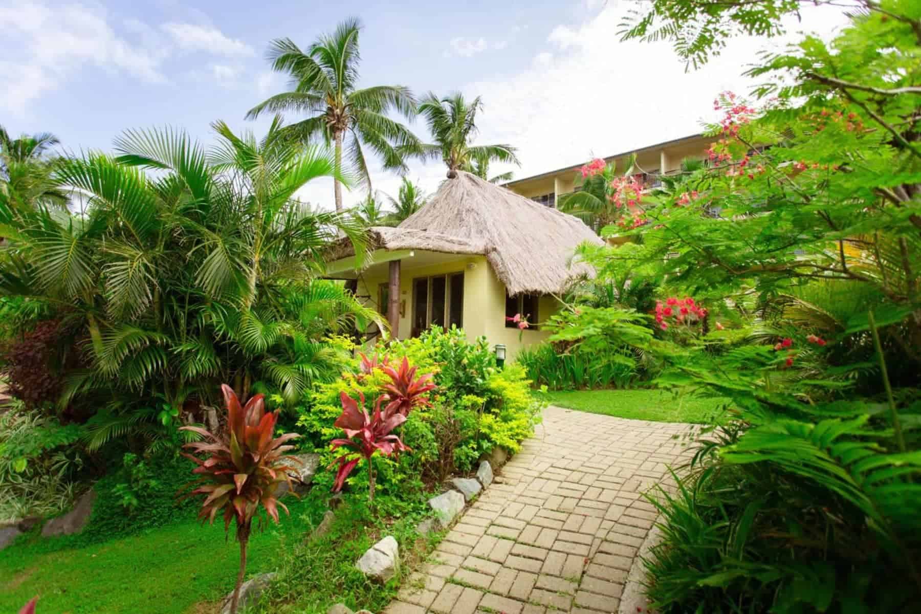 outrigger-fiji-beach-resort-exterior