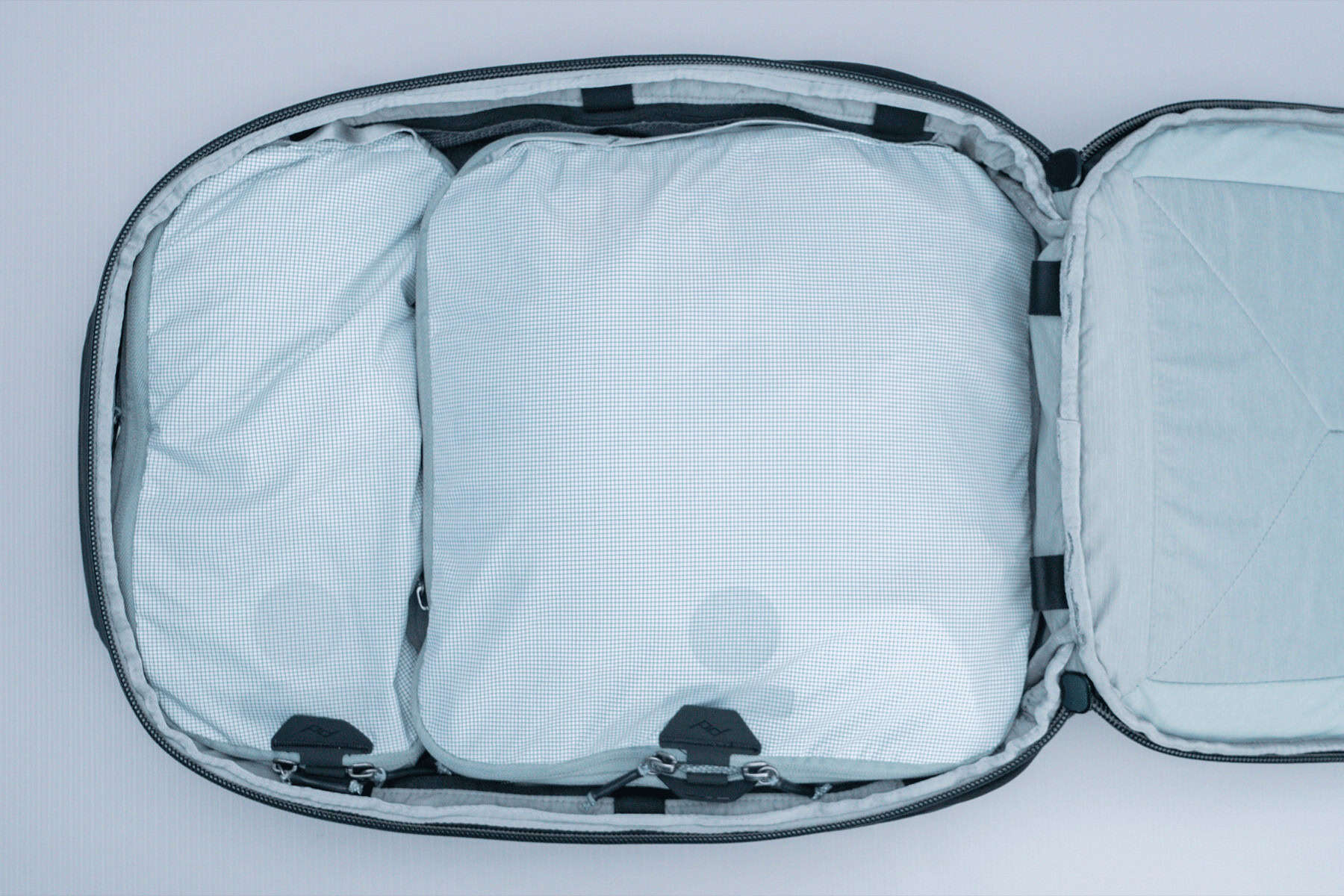 peak-design-30l-main-compartment-one