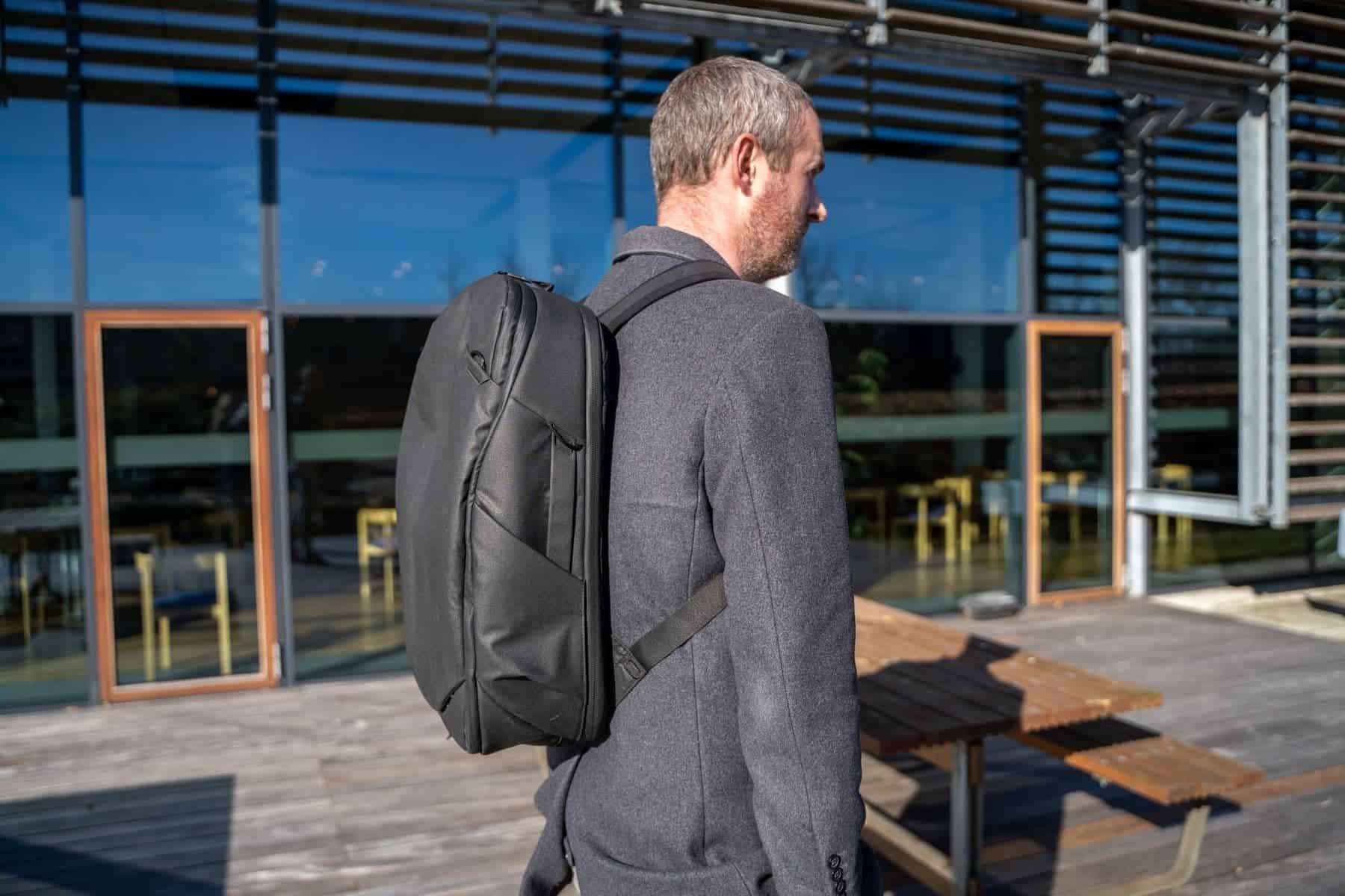 peak-design-30l-side-view-with-torben