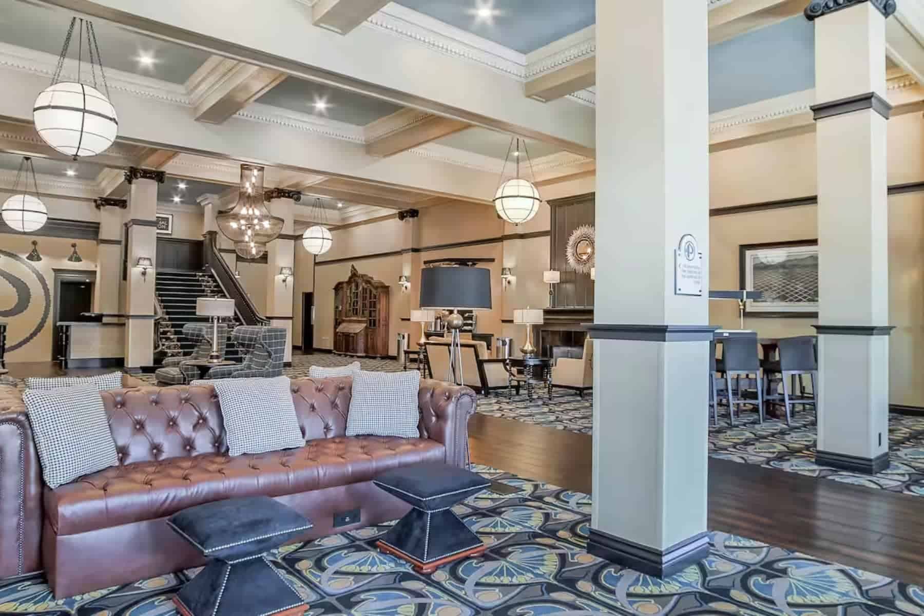 Peery Hotel Lobby