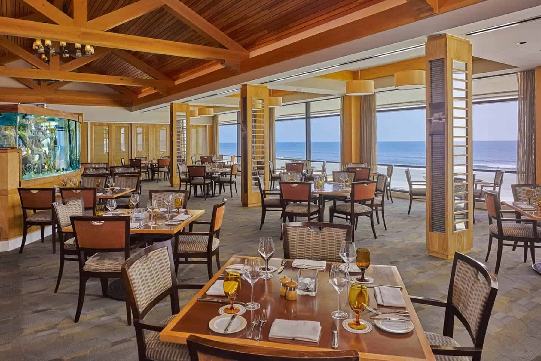 ponte-vedra-inn-and-club-tables