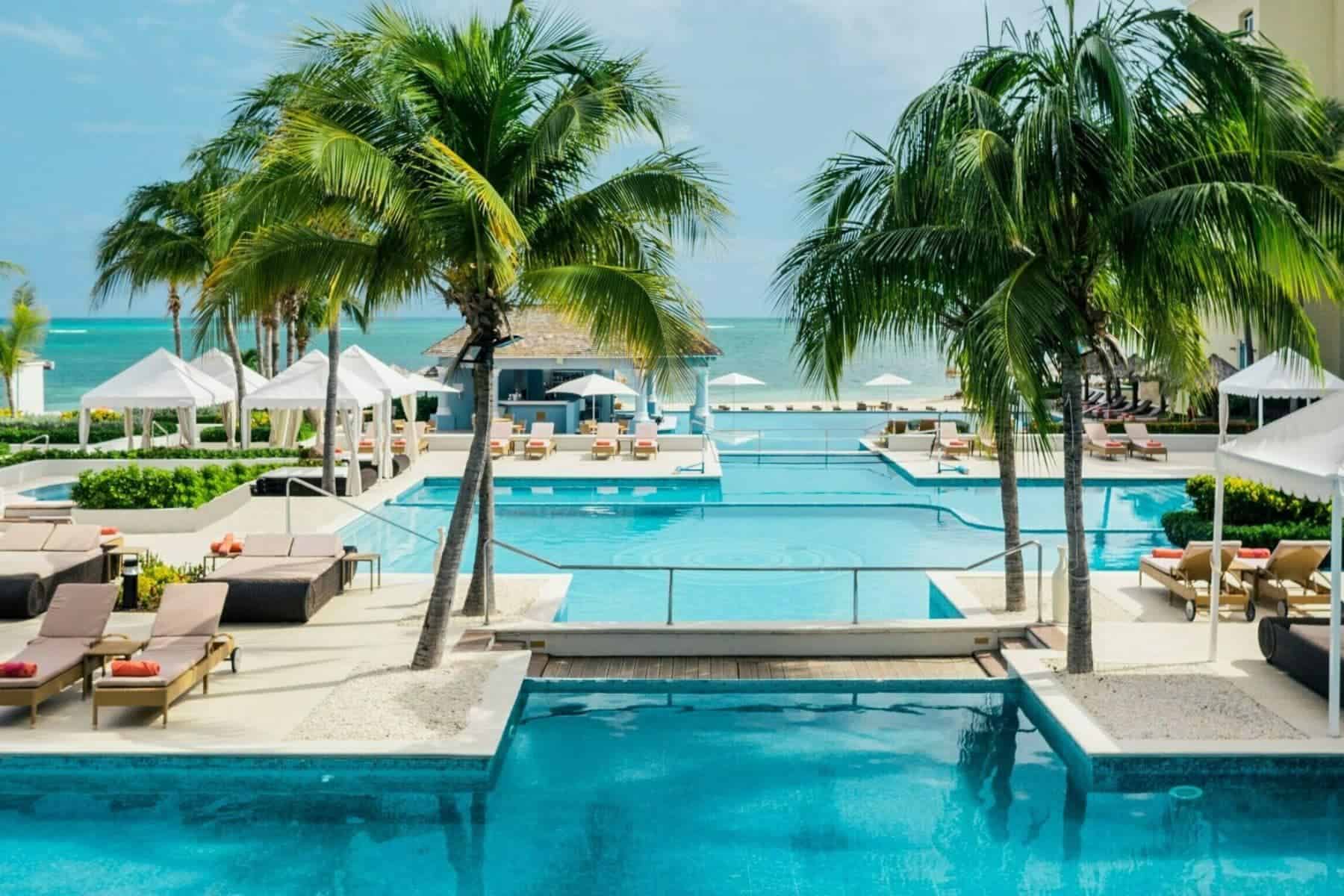 Relaxing Pool Iberostar Grand Rose Hall