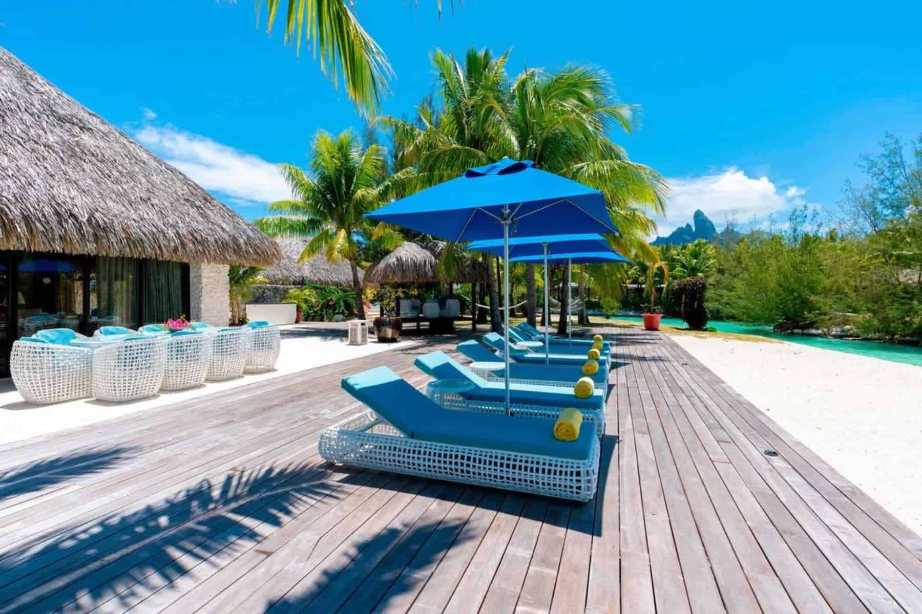 Relaxing Time At St Regis