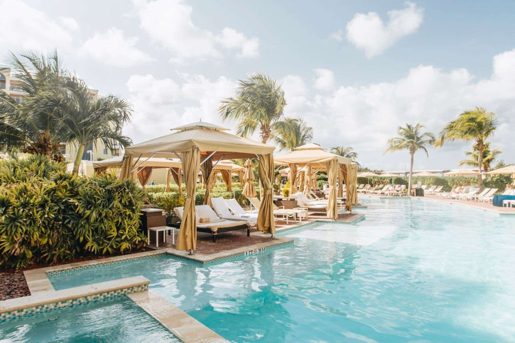 ritz-carlton-aruba-spa-pool