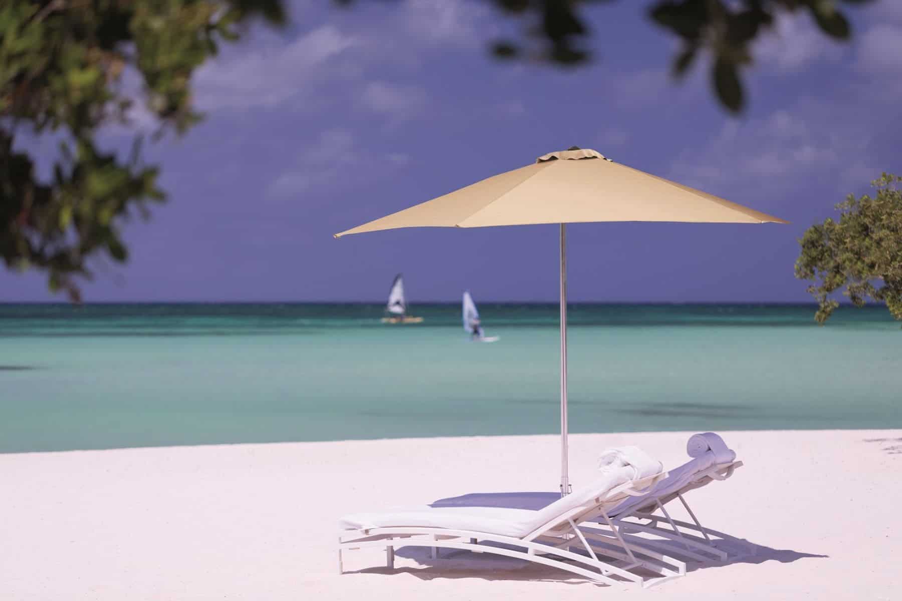 ritz-carlton-aruba-umbrella