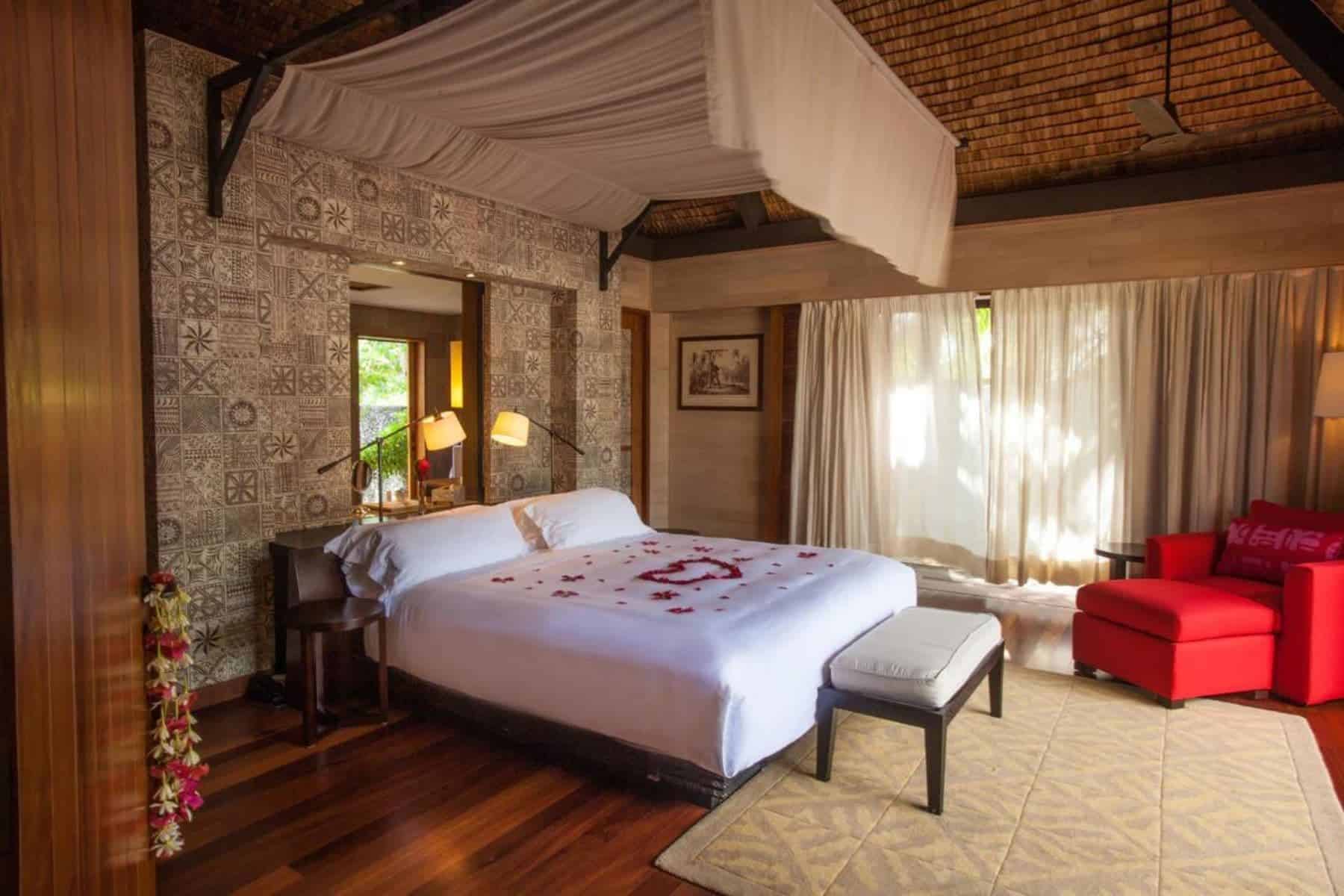 Room And Villas In St Regis