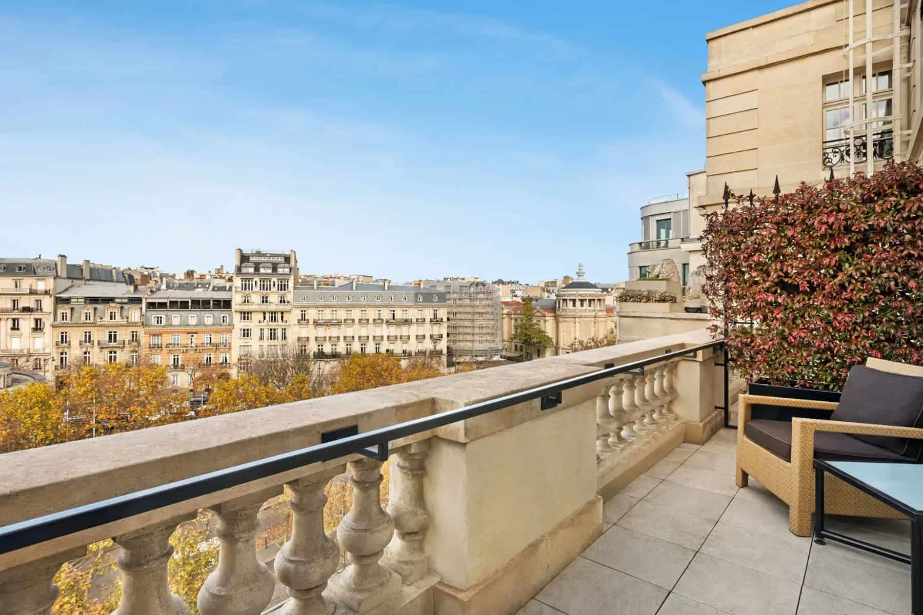 Shangri La Paris Terrace