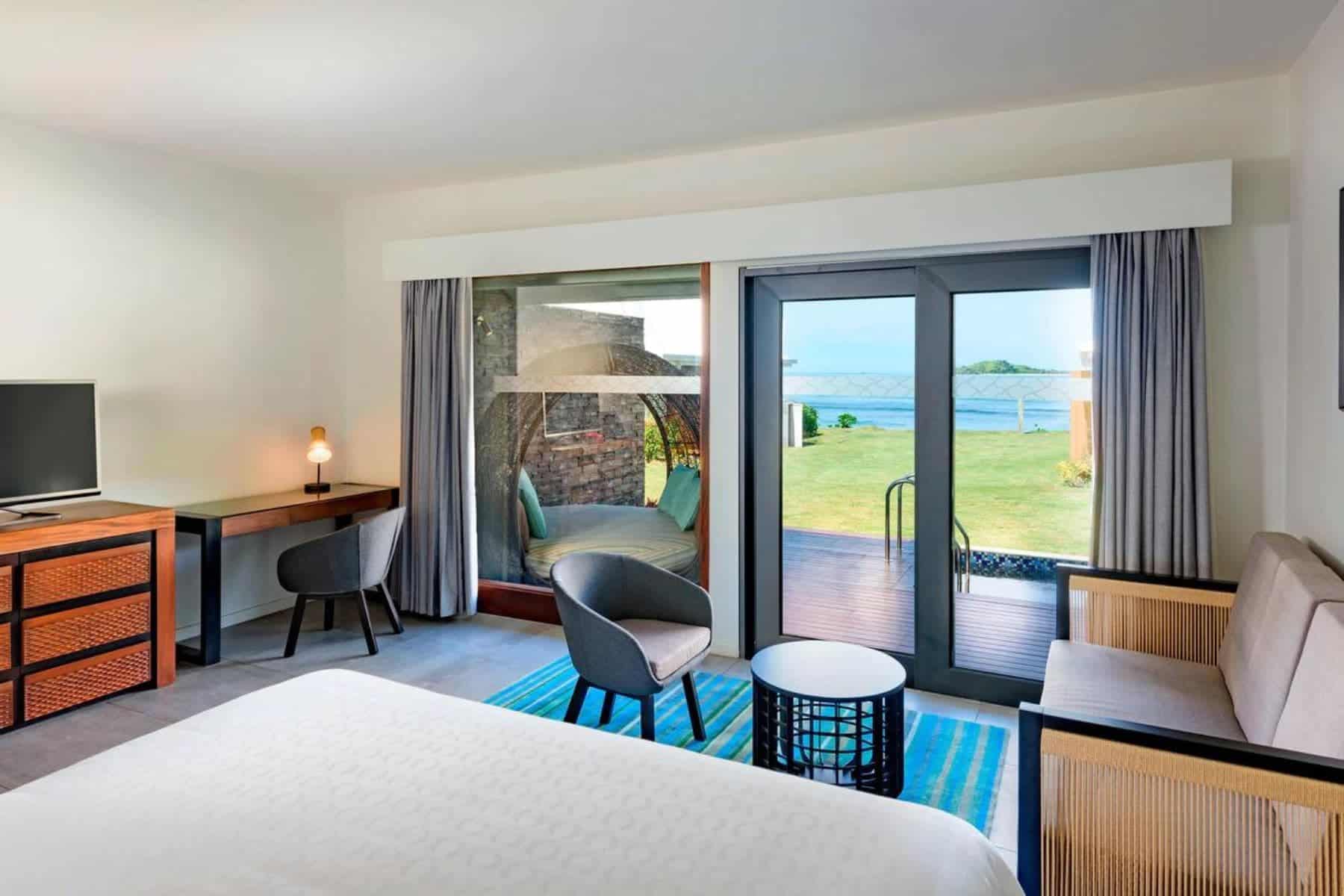 sheraton-resort-and-spa-tokoriki-island-room
