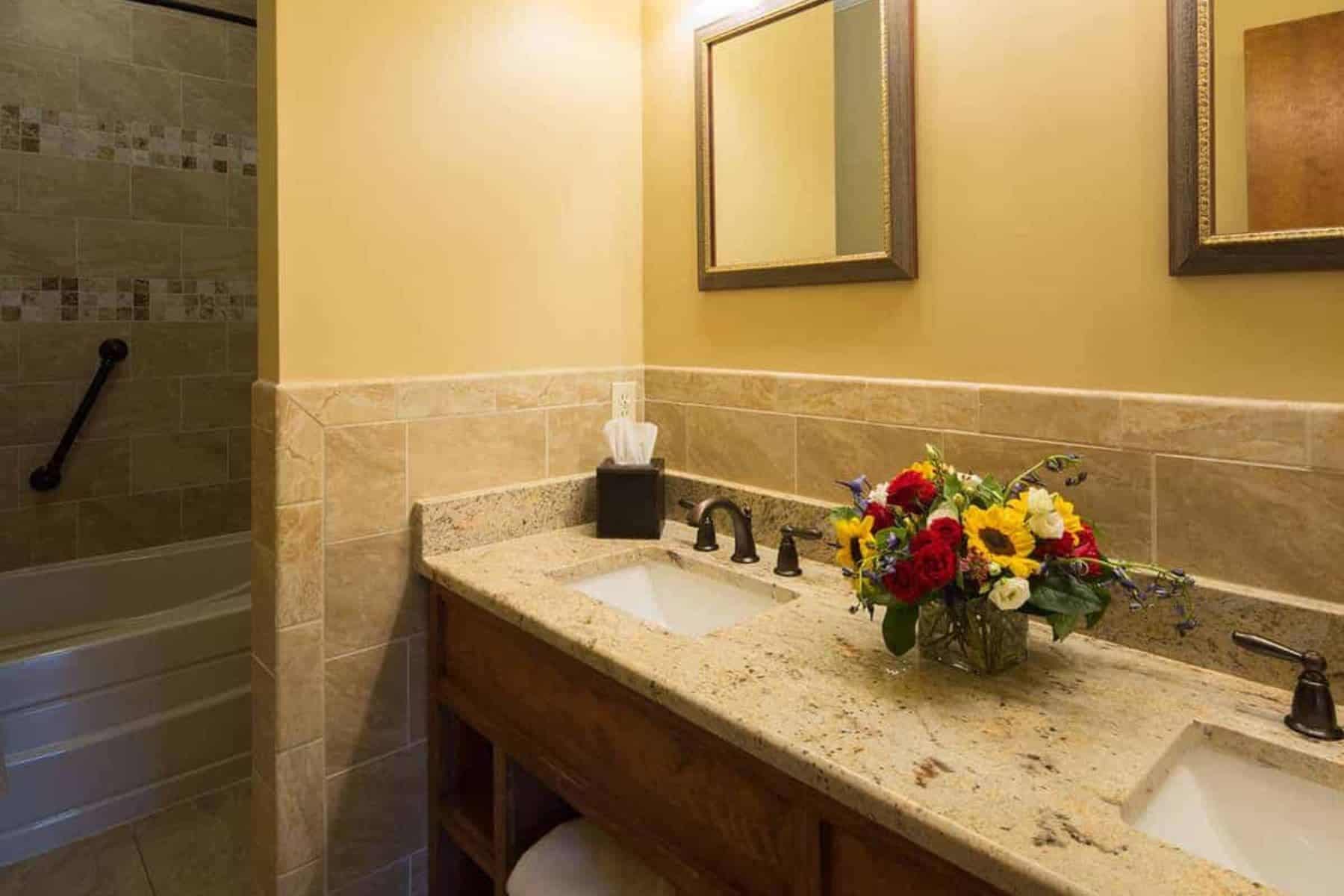 skytop-lodge-skytop-pennsylvania-bathroom