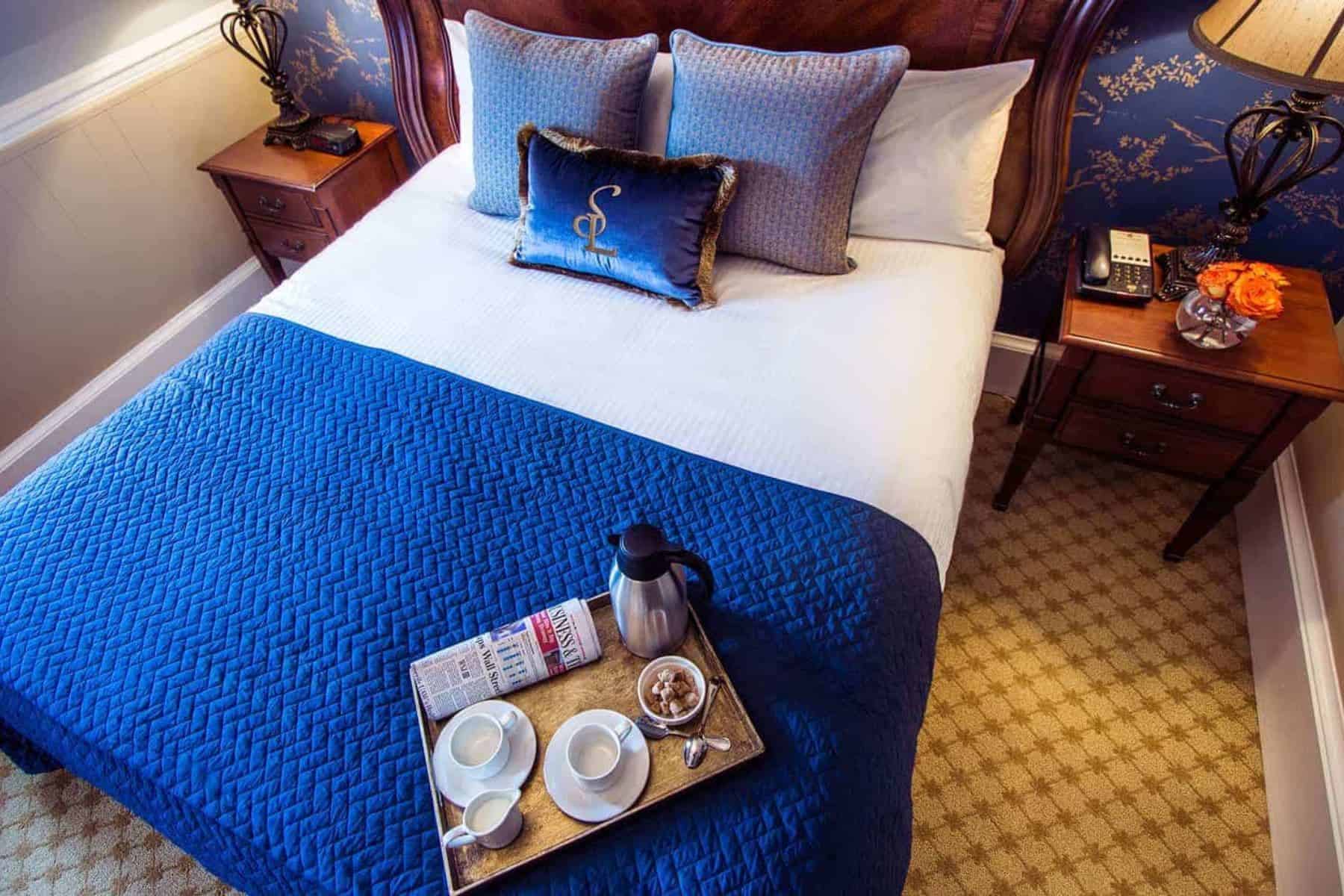 skytop-lodge-skytop-pennsylvania-on-bed