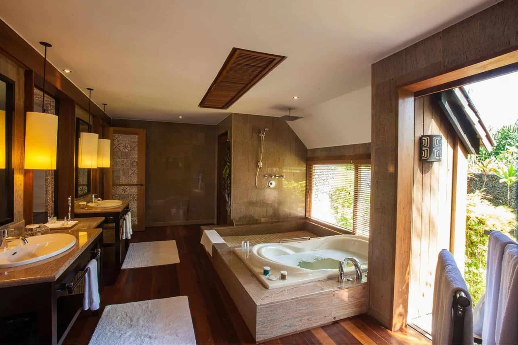 St Regis Bathroom Villas