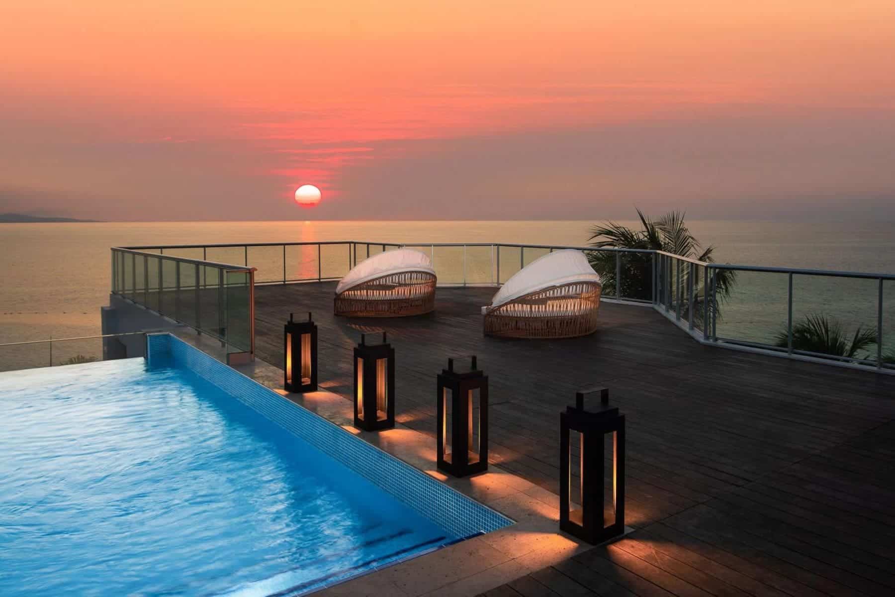 Sunset View At Shotel Suites