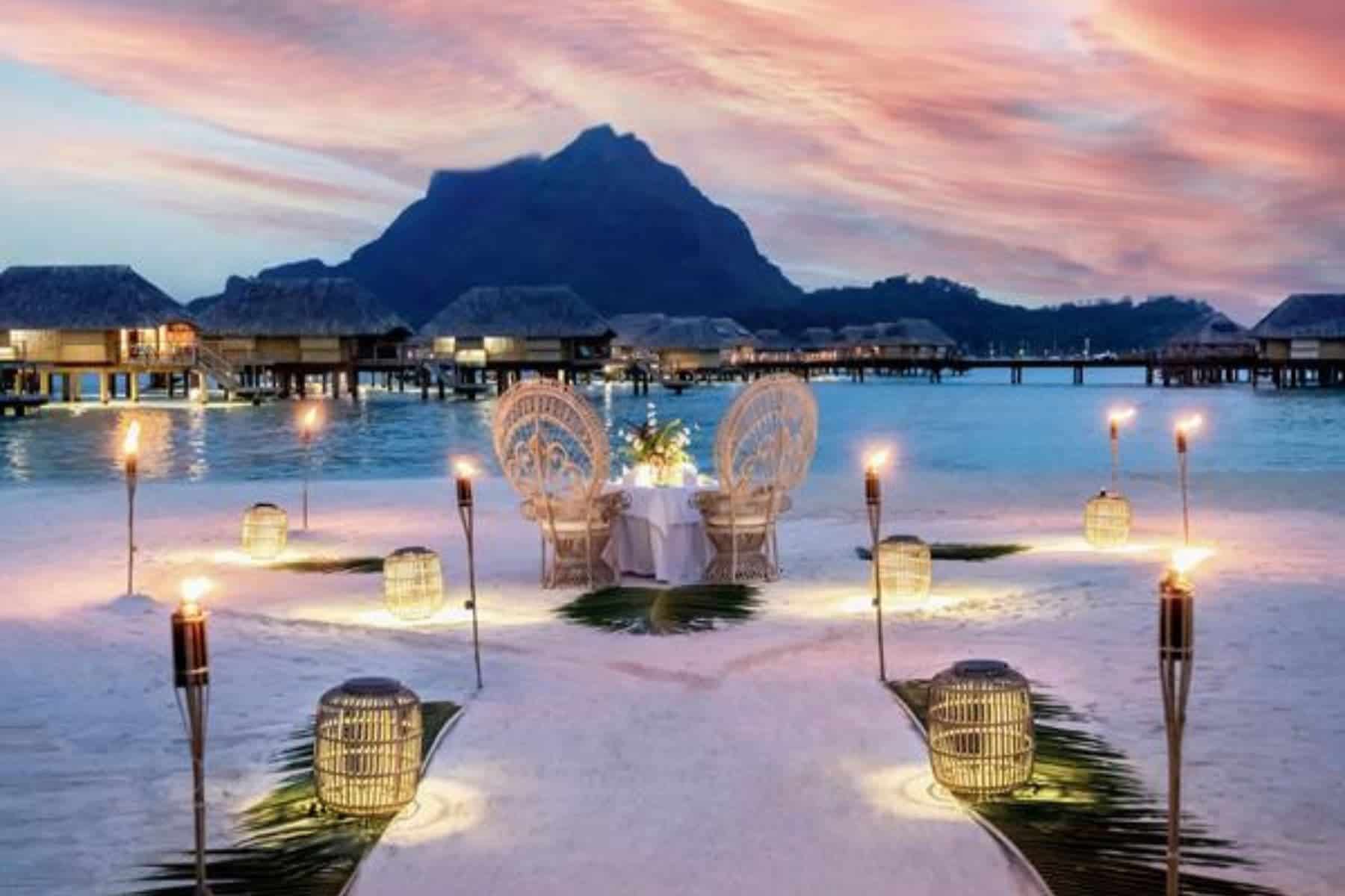 The Beach Dinner By Pearl