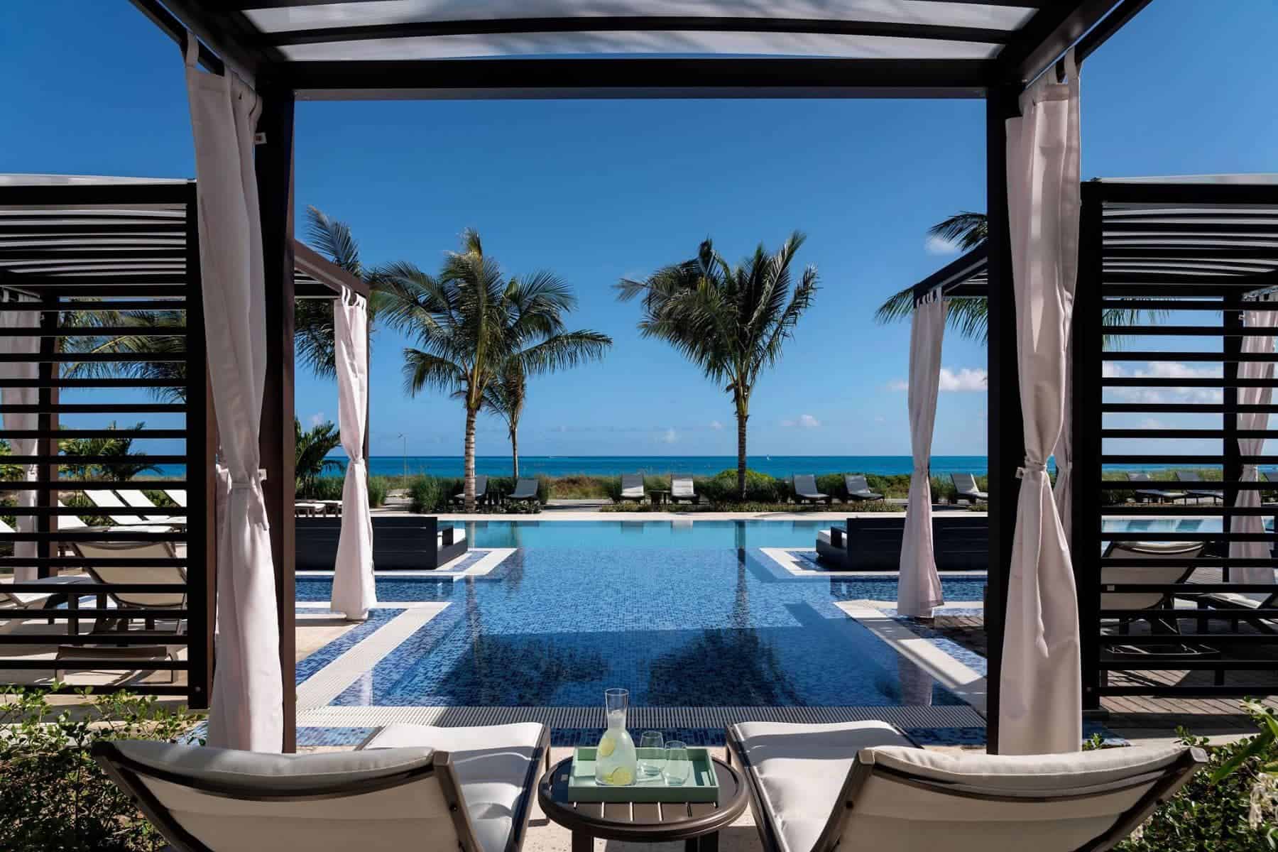 the-ritz-carlton-turks-and-caicos-beach-side