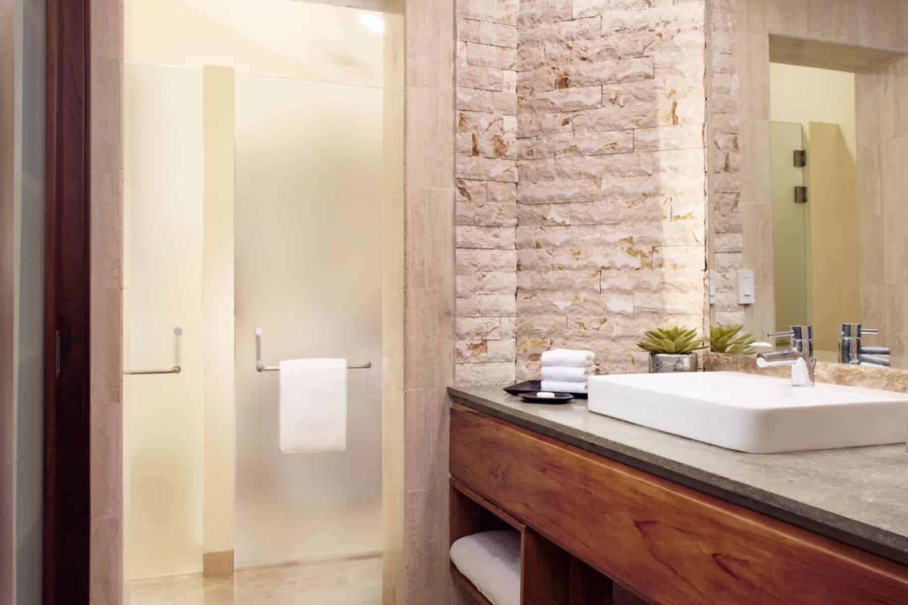 The Westin Reserva Conchal An All Inclusive Golf Resort And Spa Bathroom