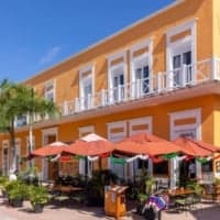 Explore the Shops and Sites in San Miguel
