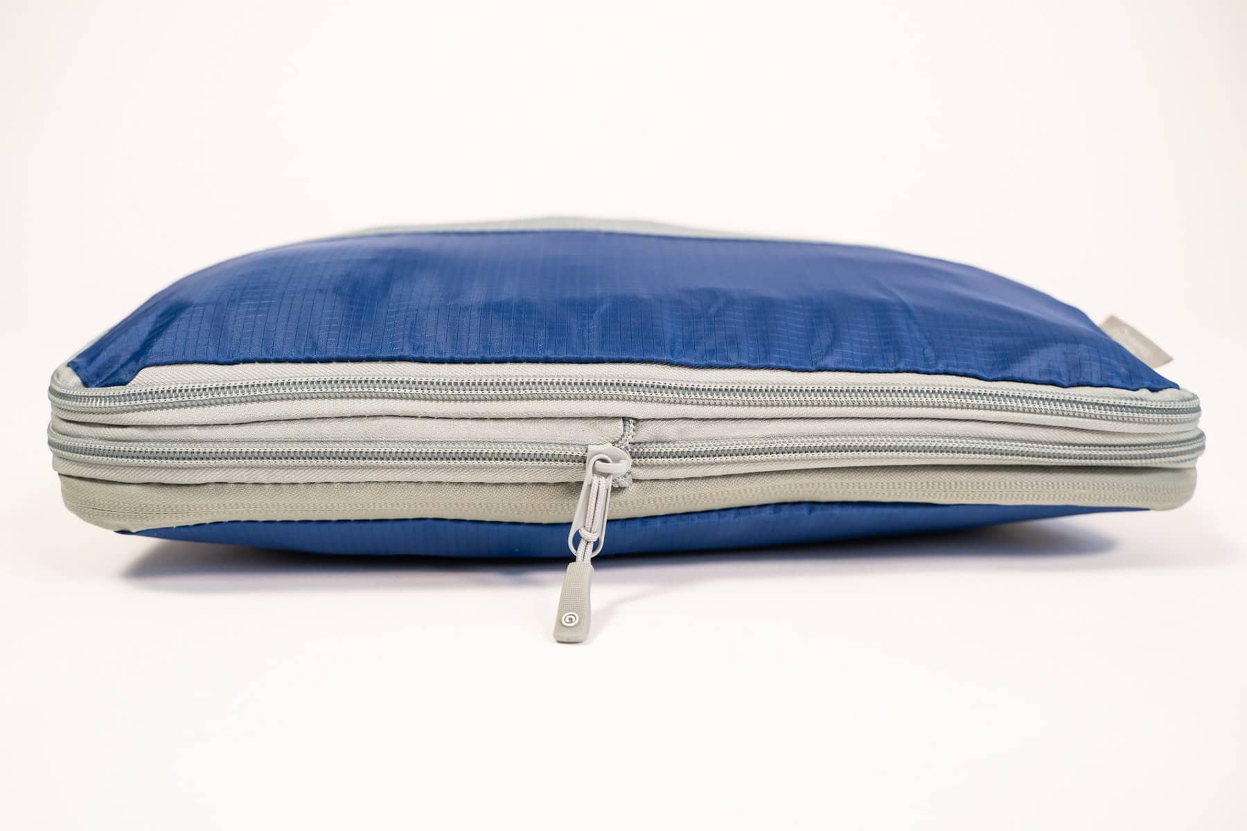 travel-dude-side-zipper