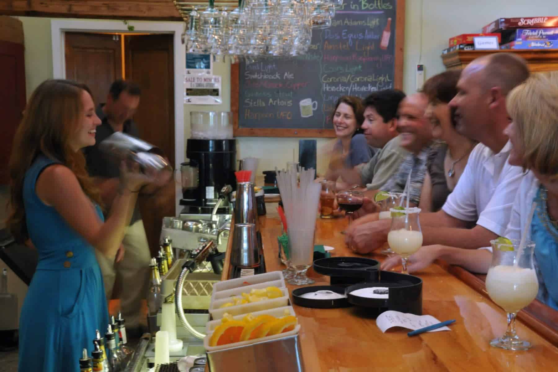 tyler-place-family-resort-bar