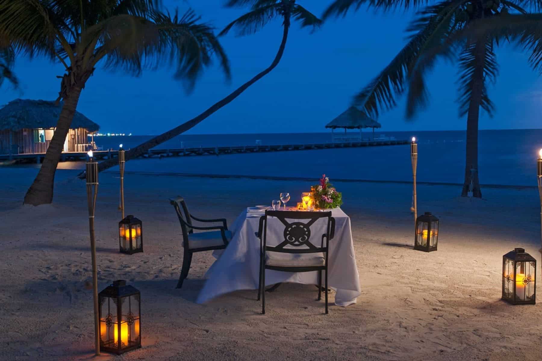 Victoria House Resort And Spa Beach Dinner