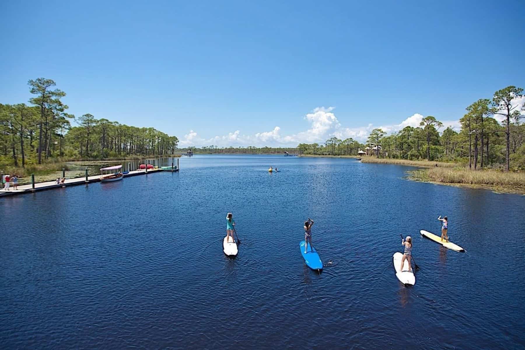 watercolor-inn-kayaks