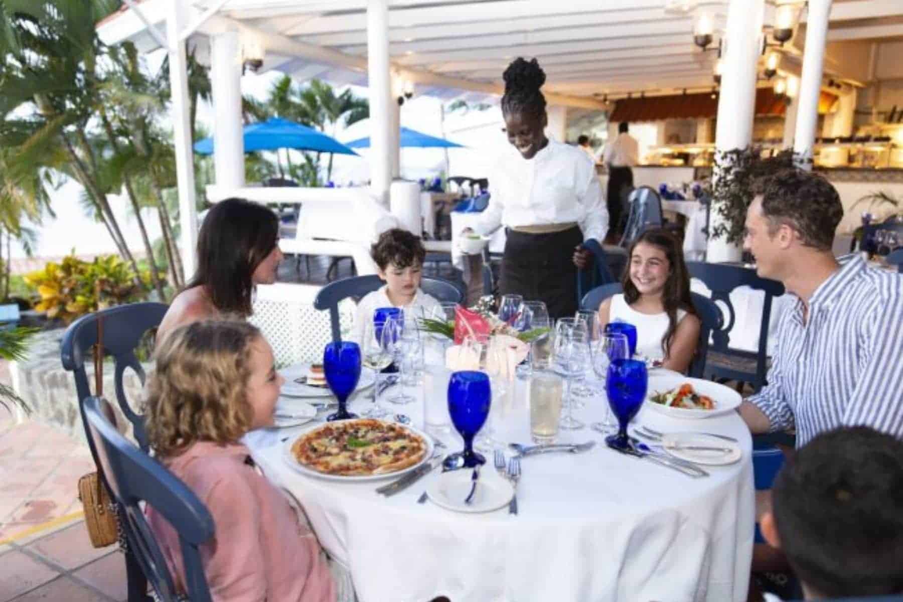 windjammer-landing-villa-beach-resort-papa-dons