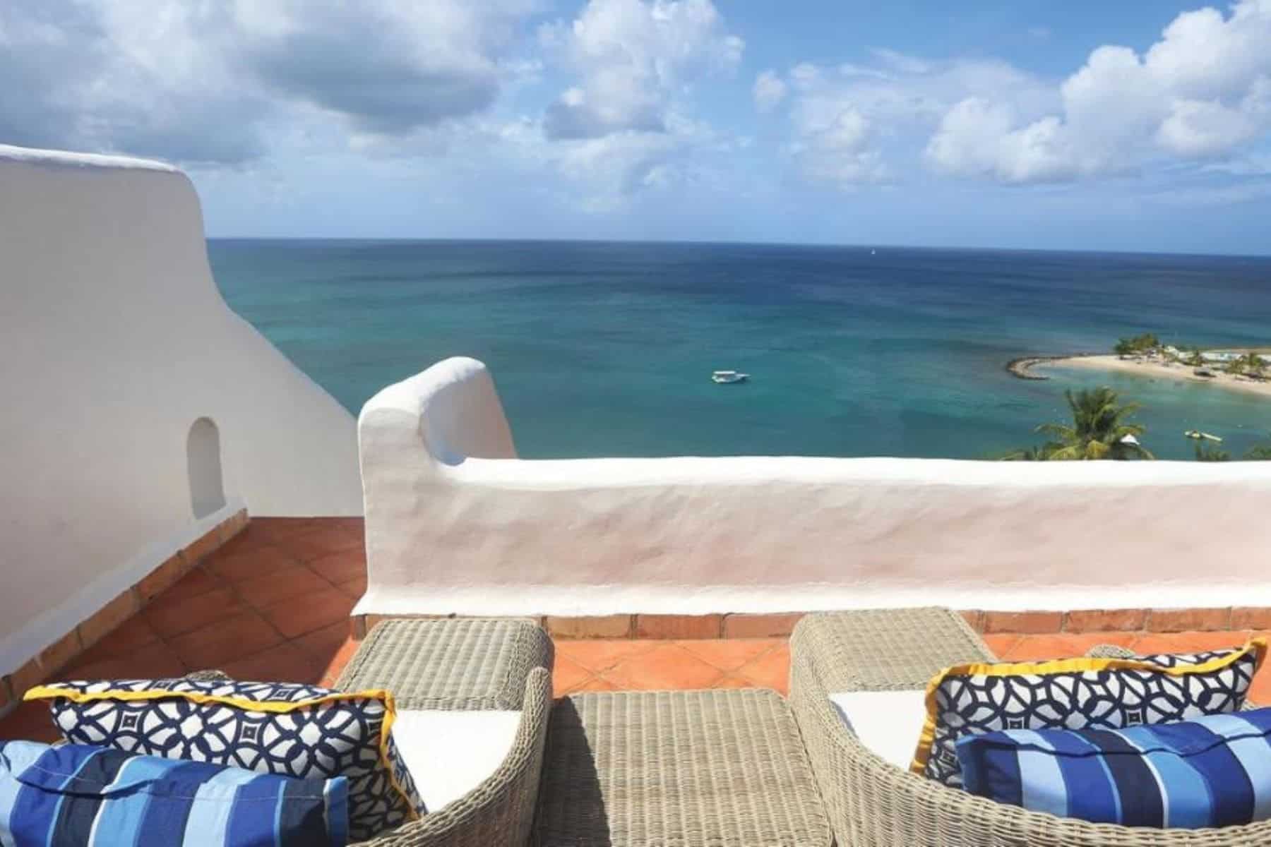 windjammer-landing-villa-beach-resort-rooftop