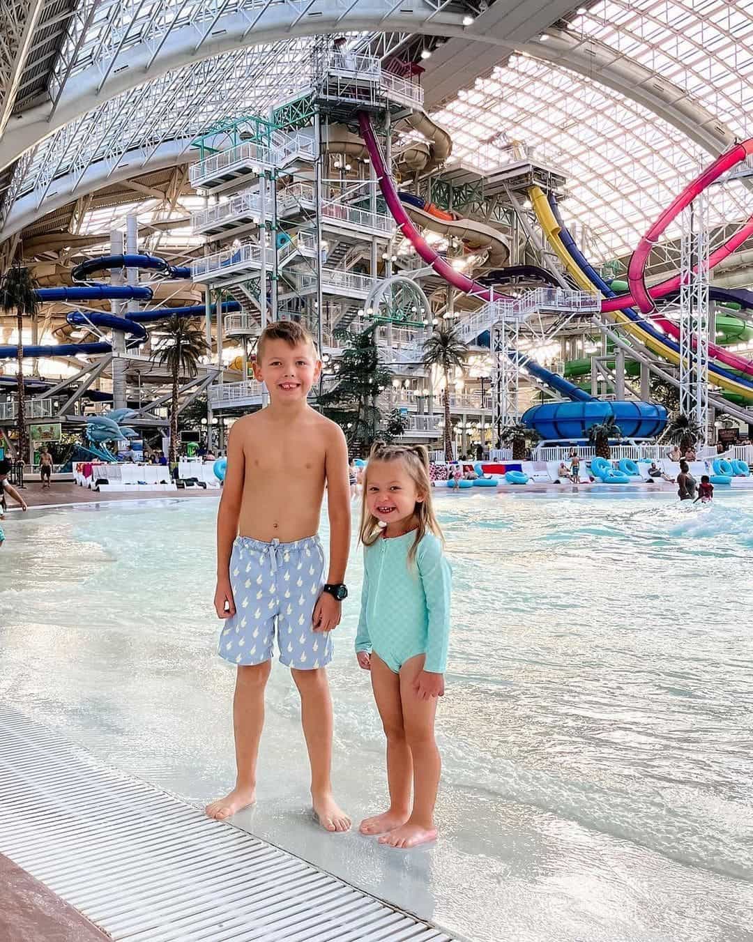 world-waterpark-kids