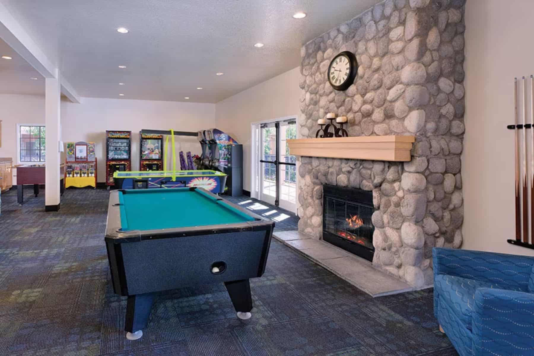 Worldmark Dolphins Cove Billiards