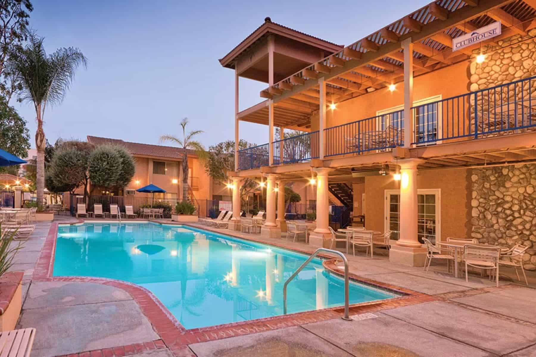 worldmark-dolphins-cove-front-view