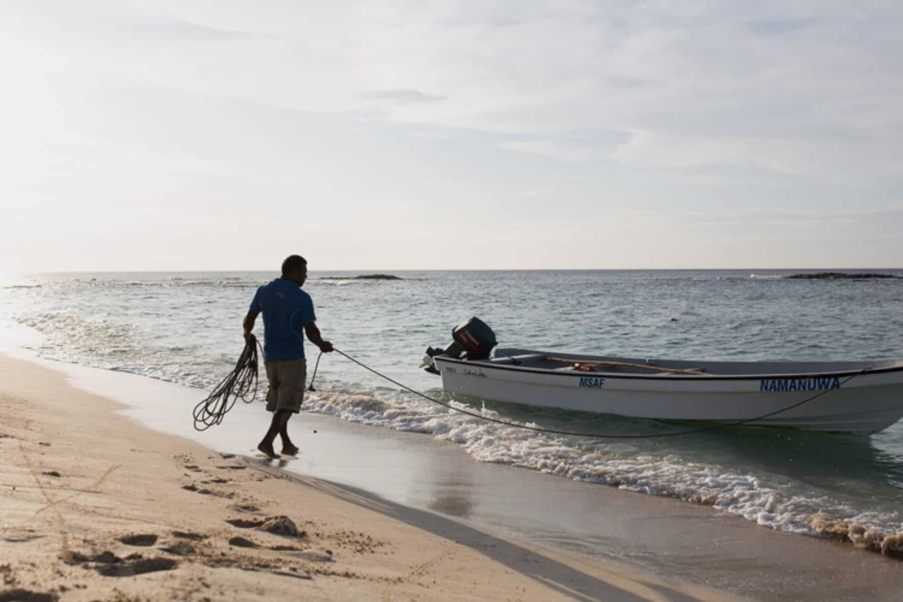 yasawa-island-resort-and-spa-boat