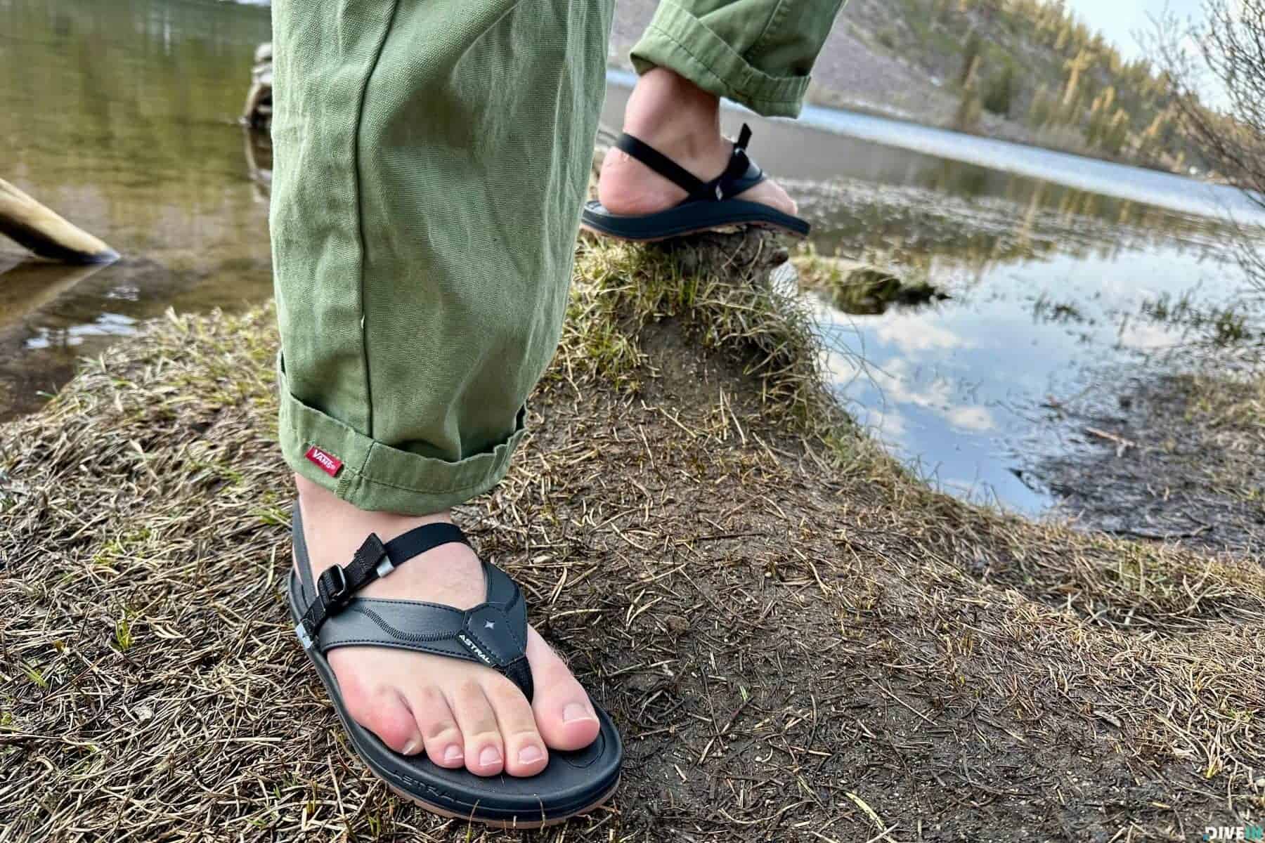 astral-rosa-filipe-flip-flops-nature