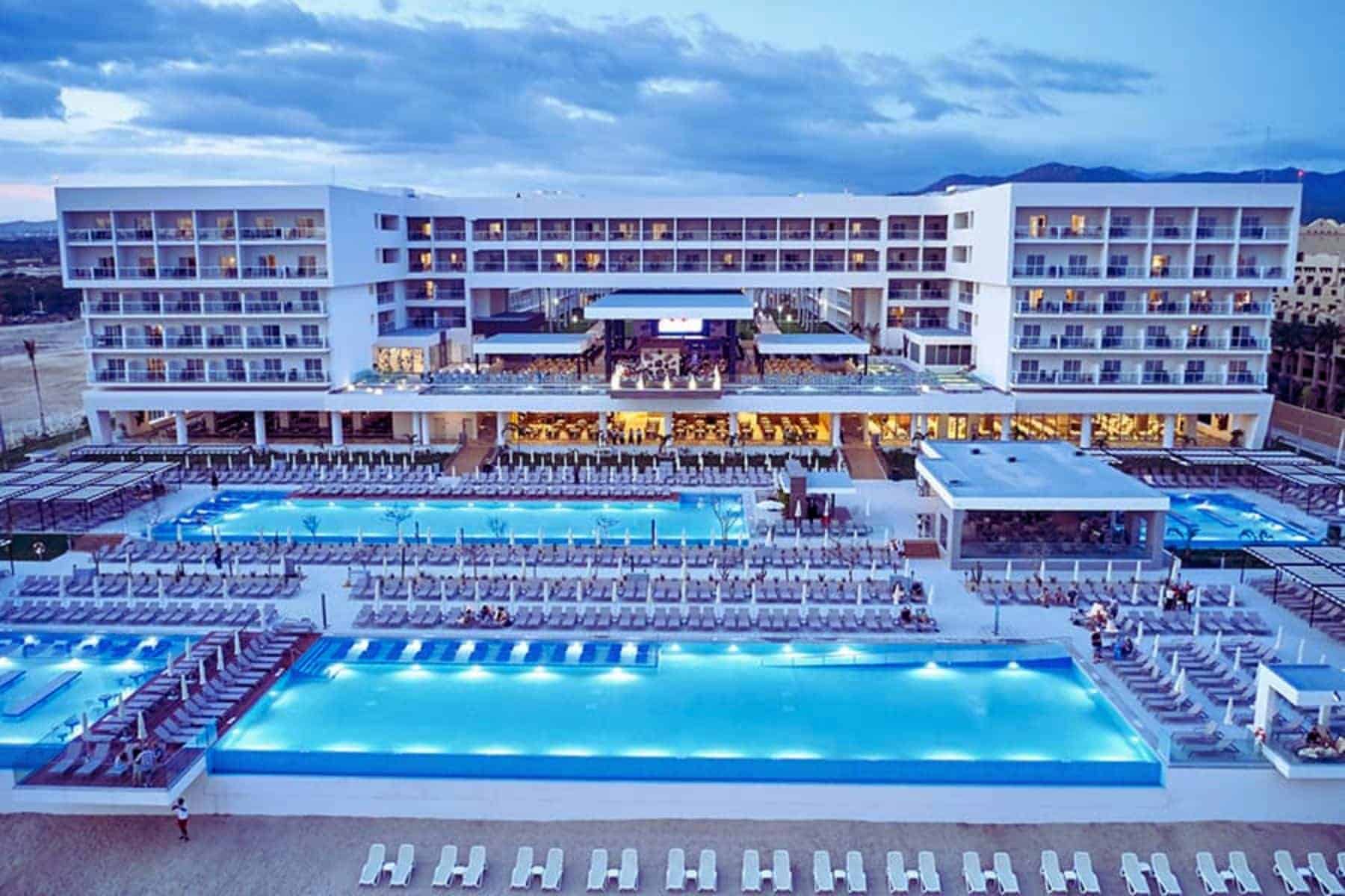 Hotel Riu Palace Baja California Front View