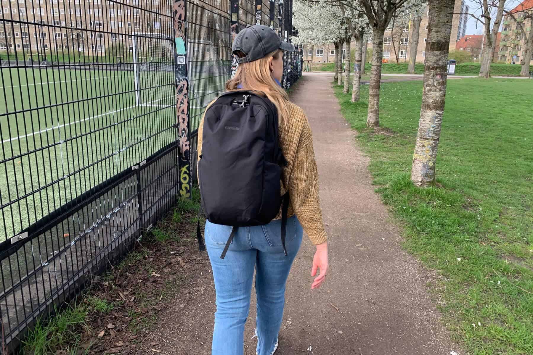 Pacsafe Vibe 25L Anti-Theft Backpack