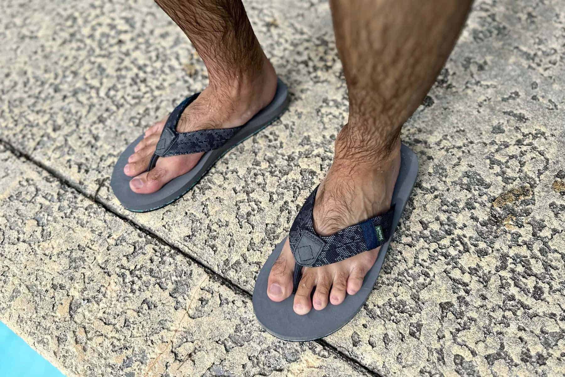 Sanuk Ziggy Switchfit X Surfrider Flip Flops Stylish